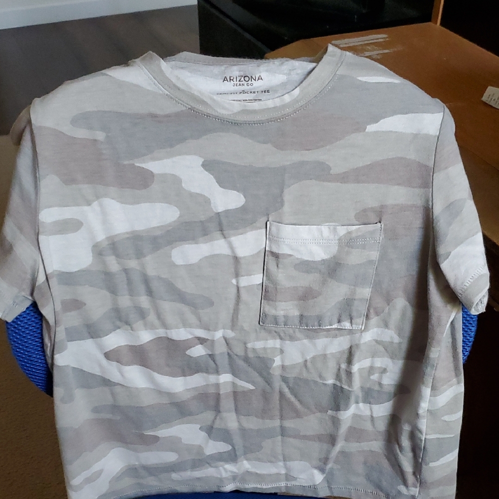 Arizona Jean Company Camo Short Sleeve Tee - Gray and Tan